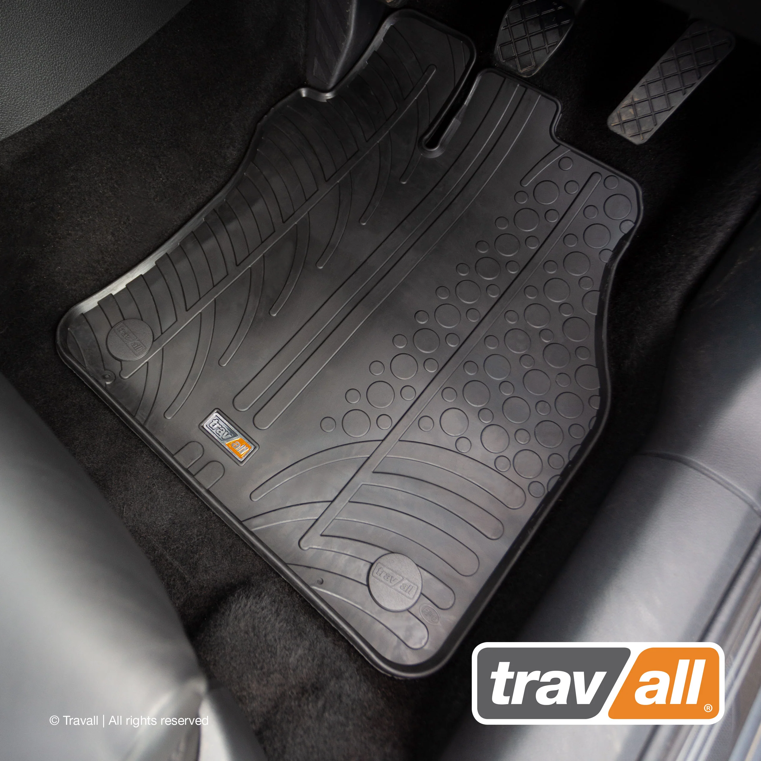 SKODA SUPERB HATCHBACK/ESTATE 2015-CURRENT Rubber Car Mats Set (4 Mats) - Image 3